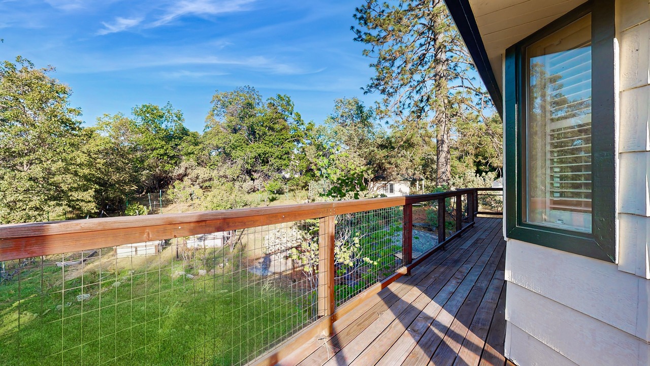 Photo of Patio Balcony in Coarsegold
