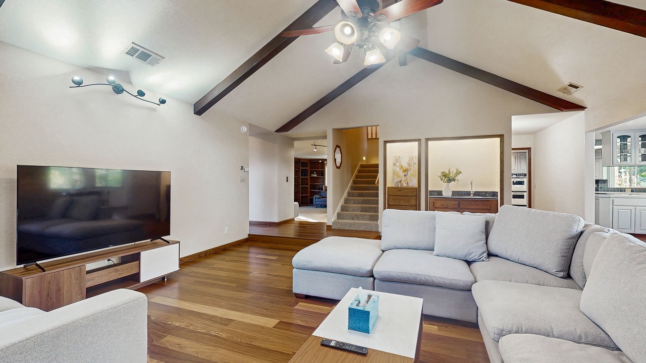 Photo of Livingroom in Coarsegold