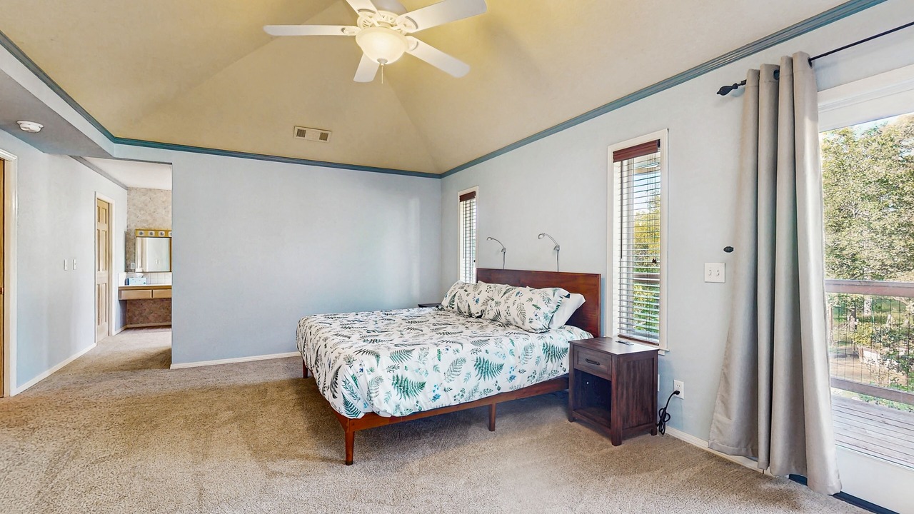 Photo of Bedroom in Coarsegold