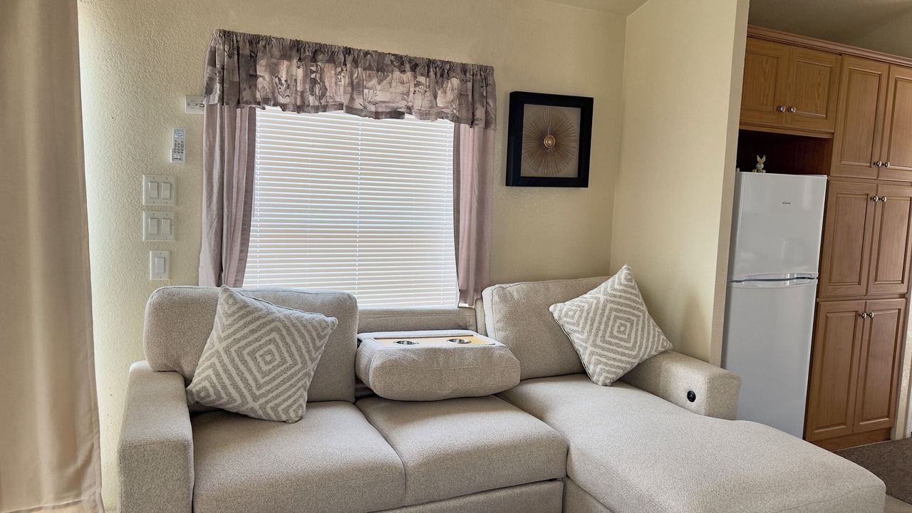 Photo of Livingroom in Hanford