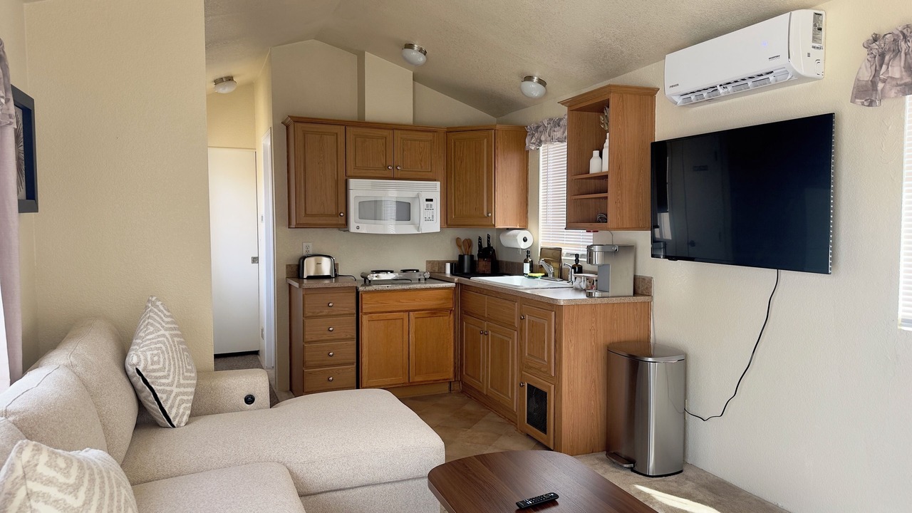 Photo of Livingroom in Hanford