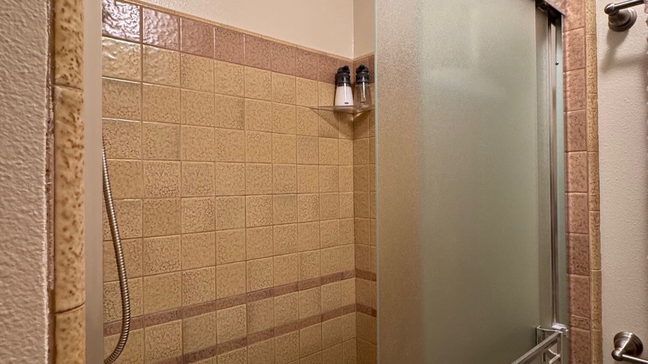 Photo of Bathroom in Oak Shores