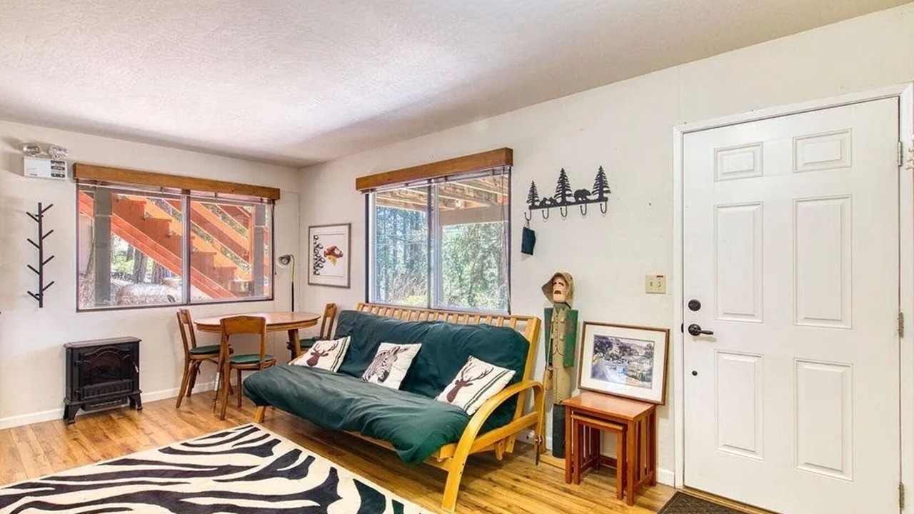 Photo of Livingroom in Long Barn