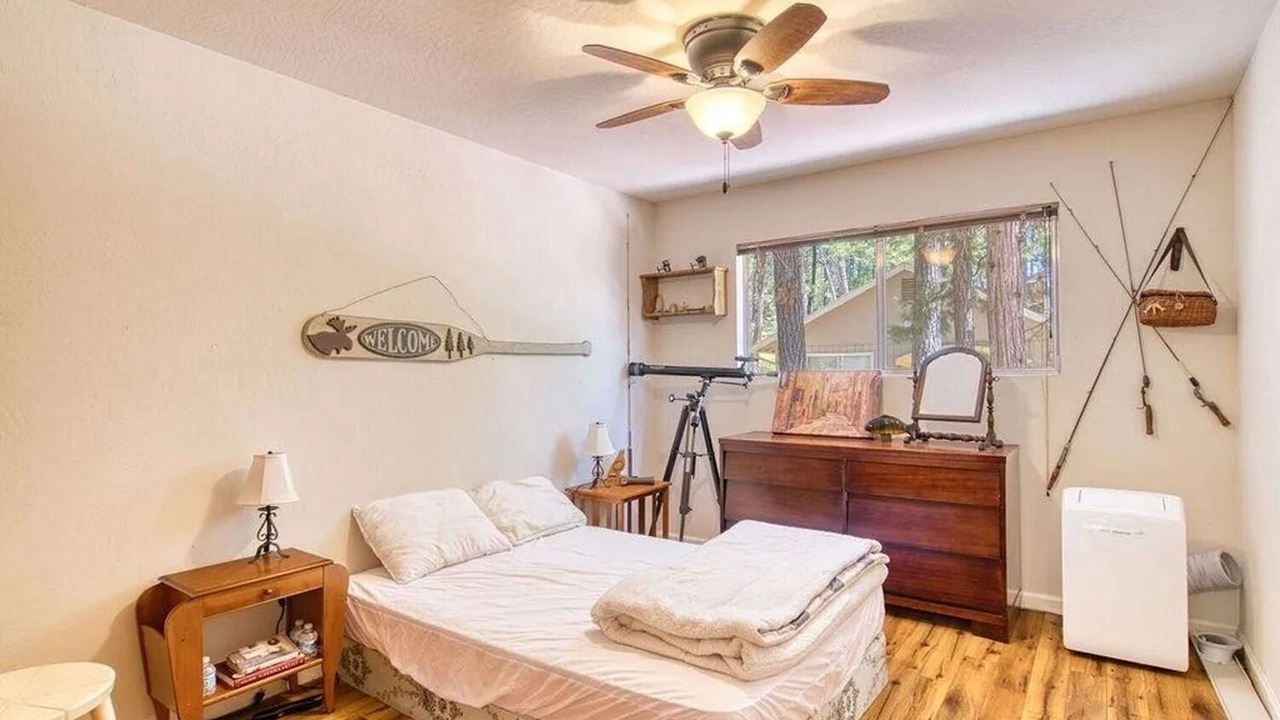 Photo of Bedroom in Long Barn