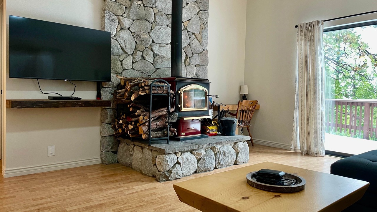 Photo of Livingroom in Cold Springs