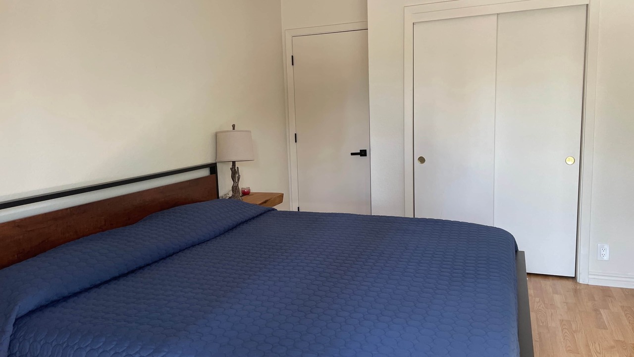 Photo of Bedroom in Cold Springs