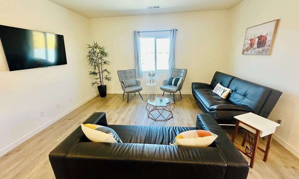 Photo of Livingroom in Fernley