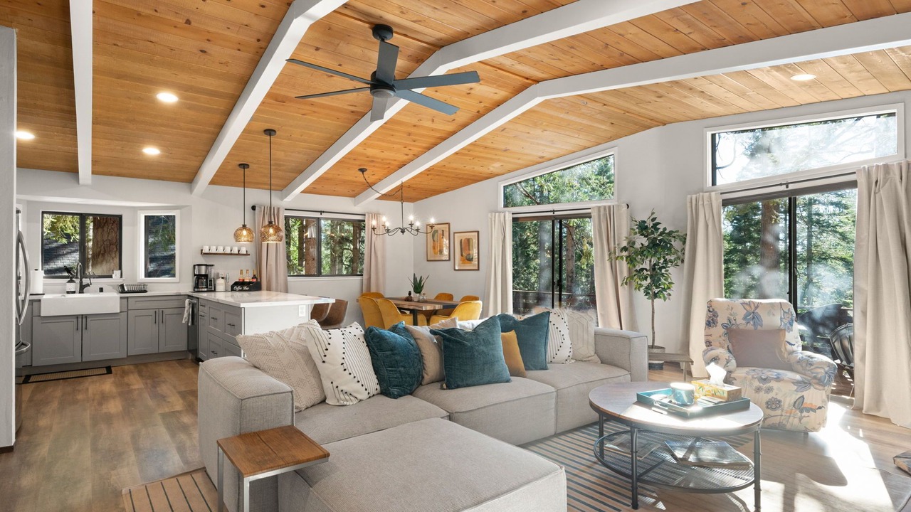 Photo of Livingroom in Arnold