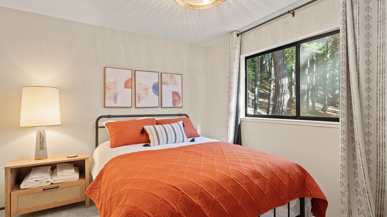 Photo of Bedroom in Arnold
