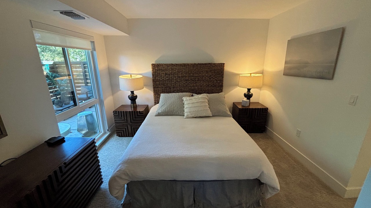 Photo of Bedroom in Sharon Heights