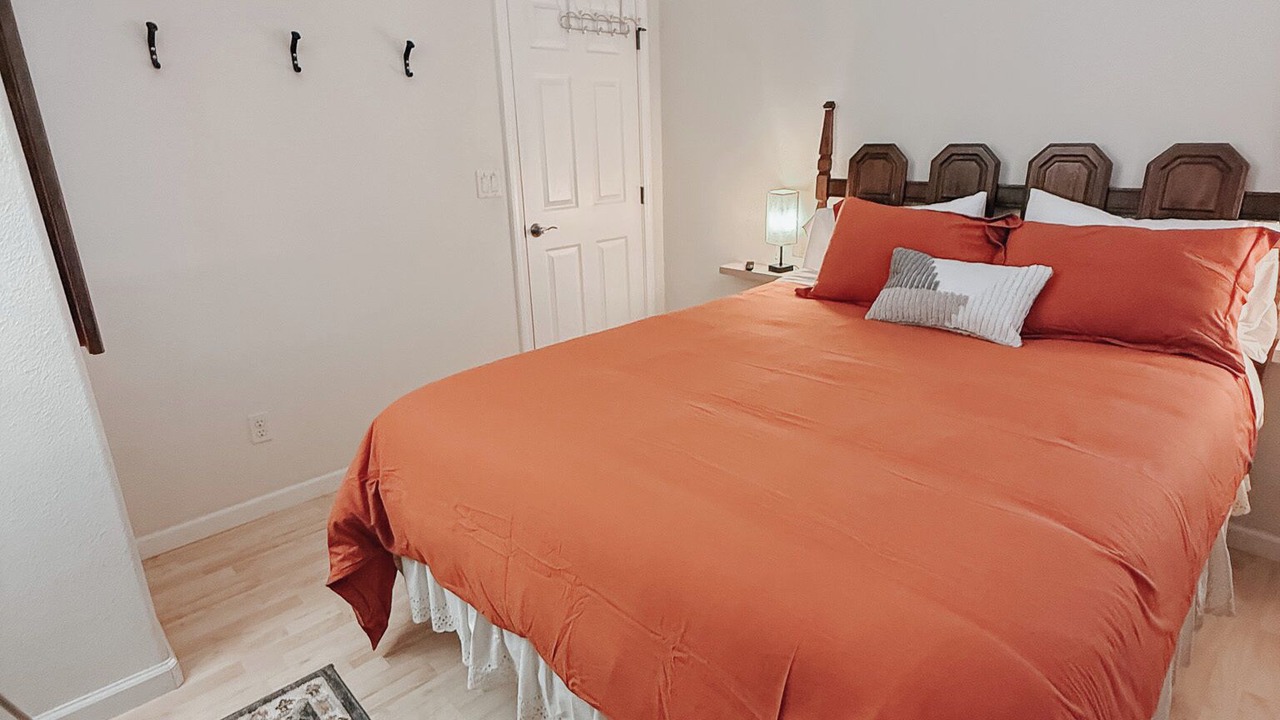 Photo of Bedroom in Shasta View