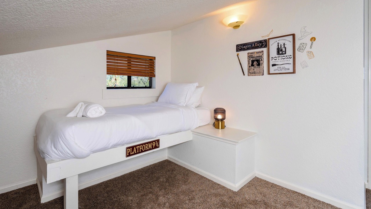 Photo of Bedroom in Oakhurst
