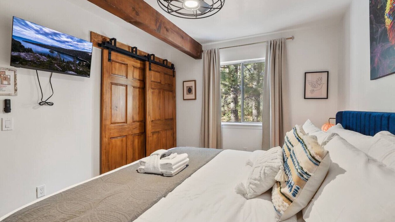 Photo of Bedroom in Tahoe Village