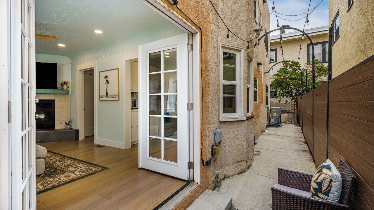 Photo of Patio Balcony in Alamitos Beach