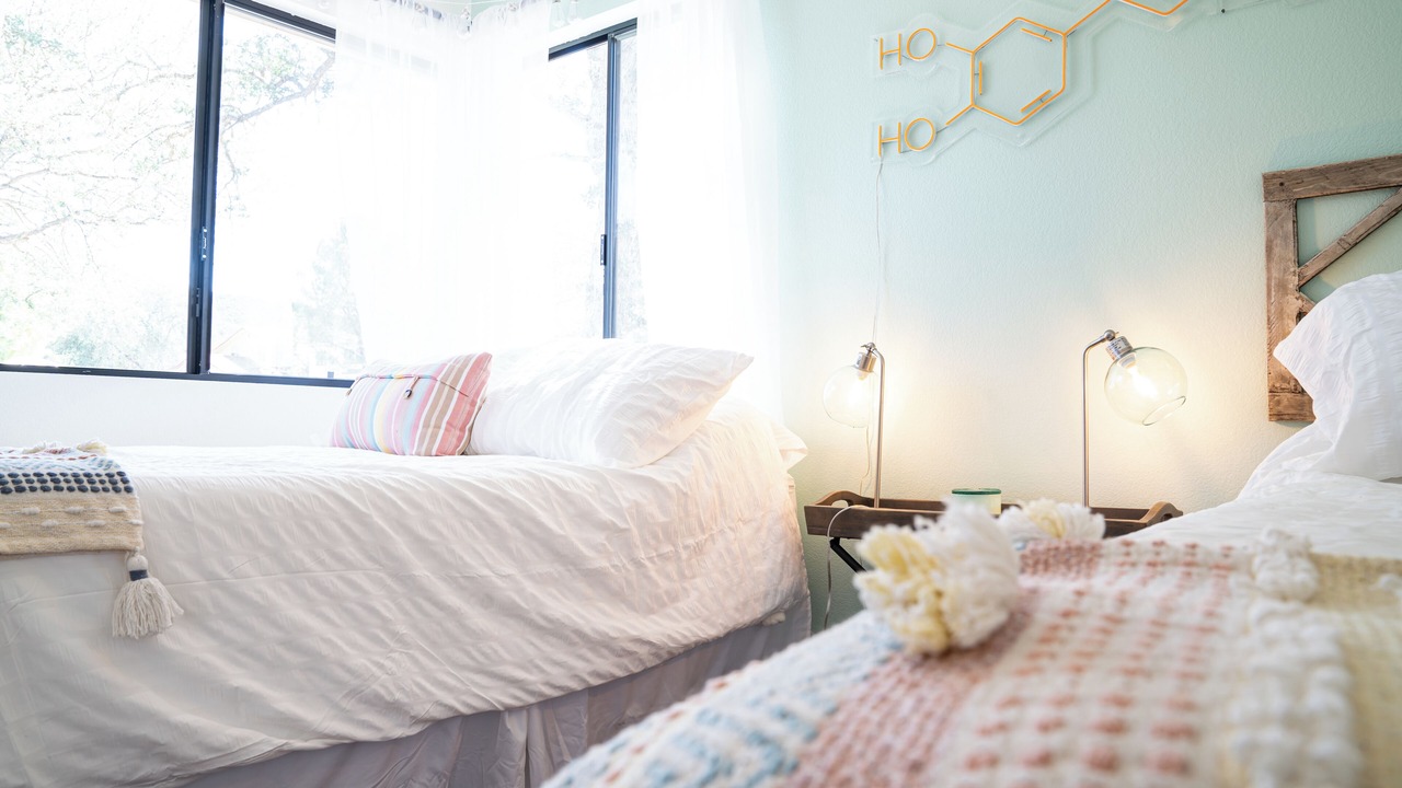 Photo of Bedroom in Oak Shores