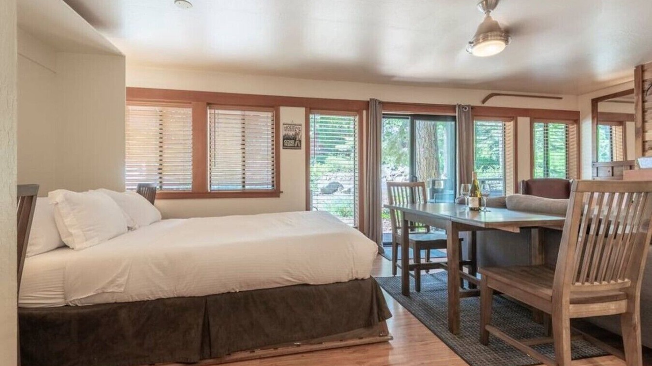 Photo of Bedroom in Tahoe Woods