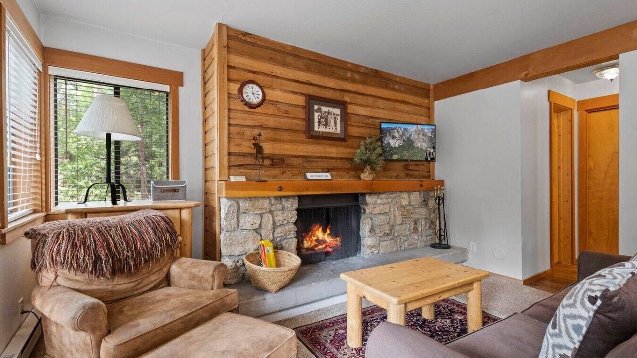 Photo of Livingroom in Tahoe Woods