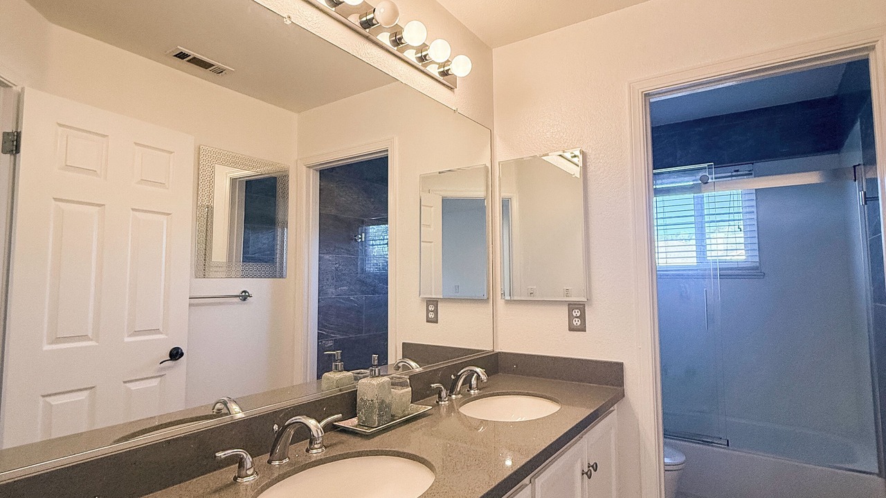 Photo of Bathroom in Castro Valley