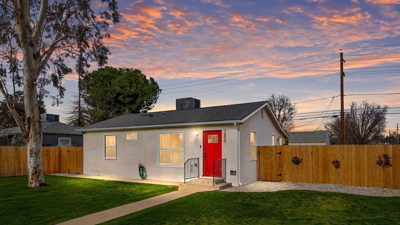 Photo of Outdoor in Riviera - Westchester
