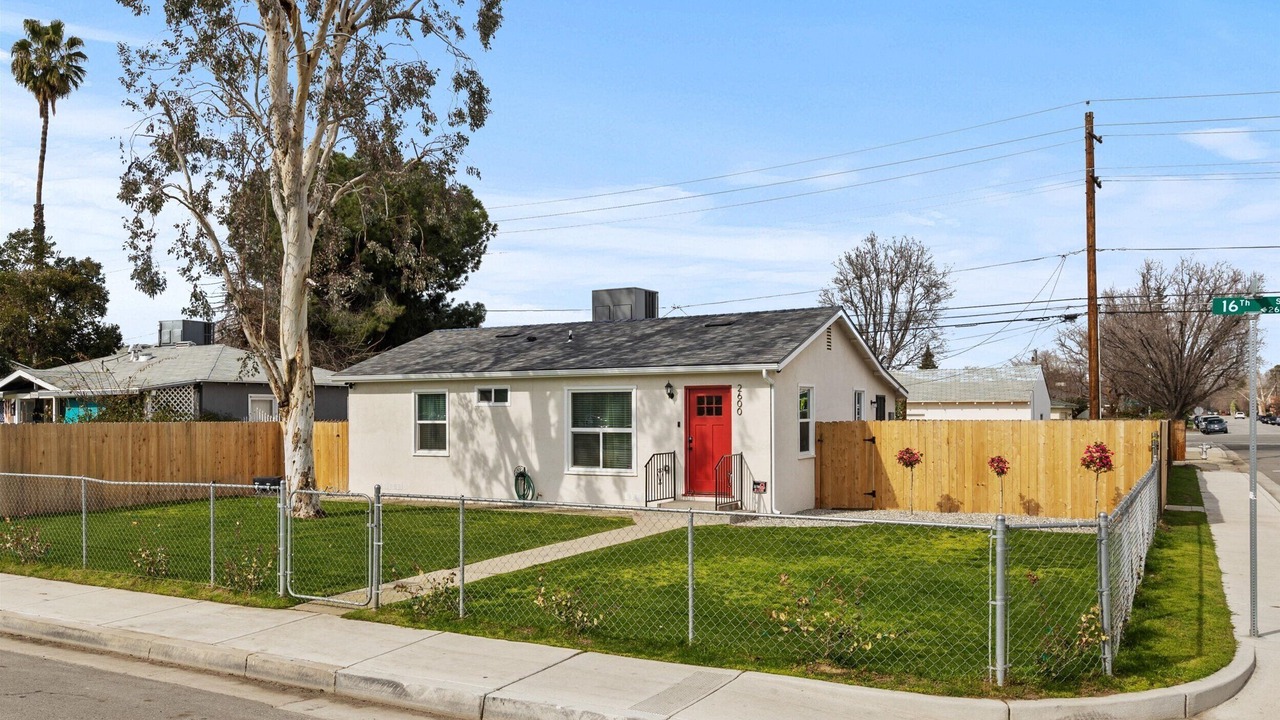 Photo of Outdoor in Riviera - Westchester