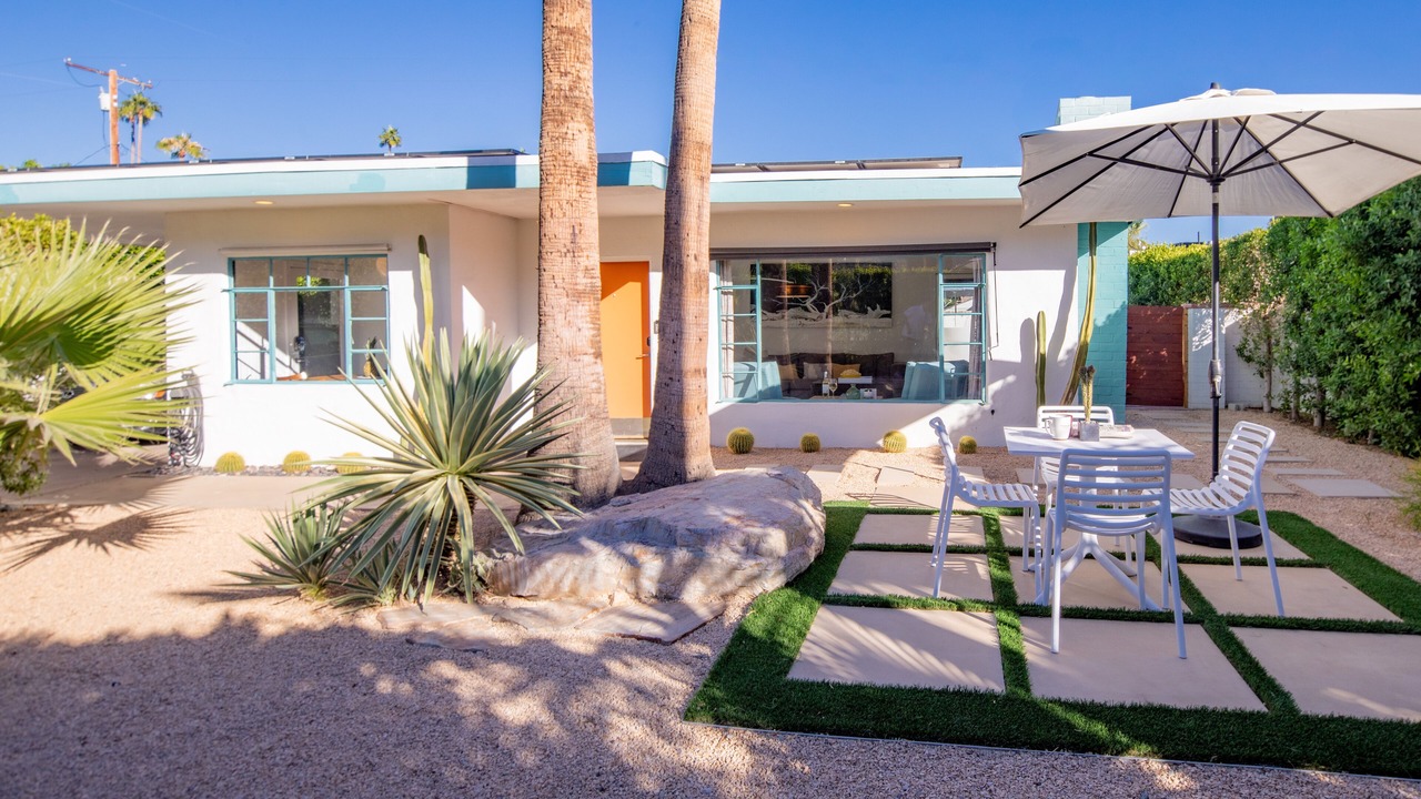 Photo of Outdoor in Warm Sands