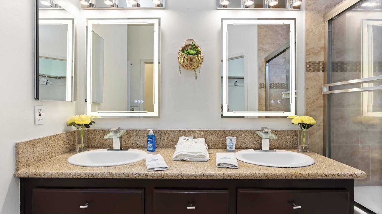 Photo of Bathroom in Greenacres