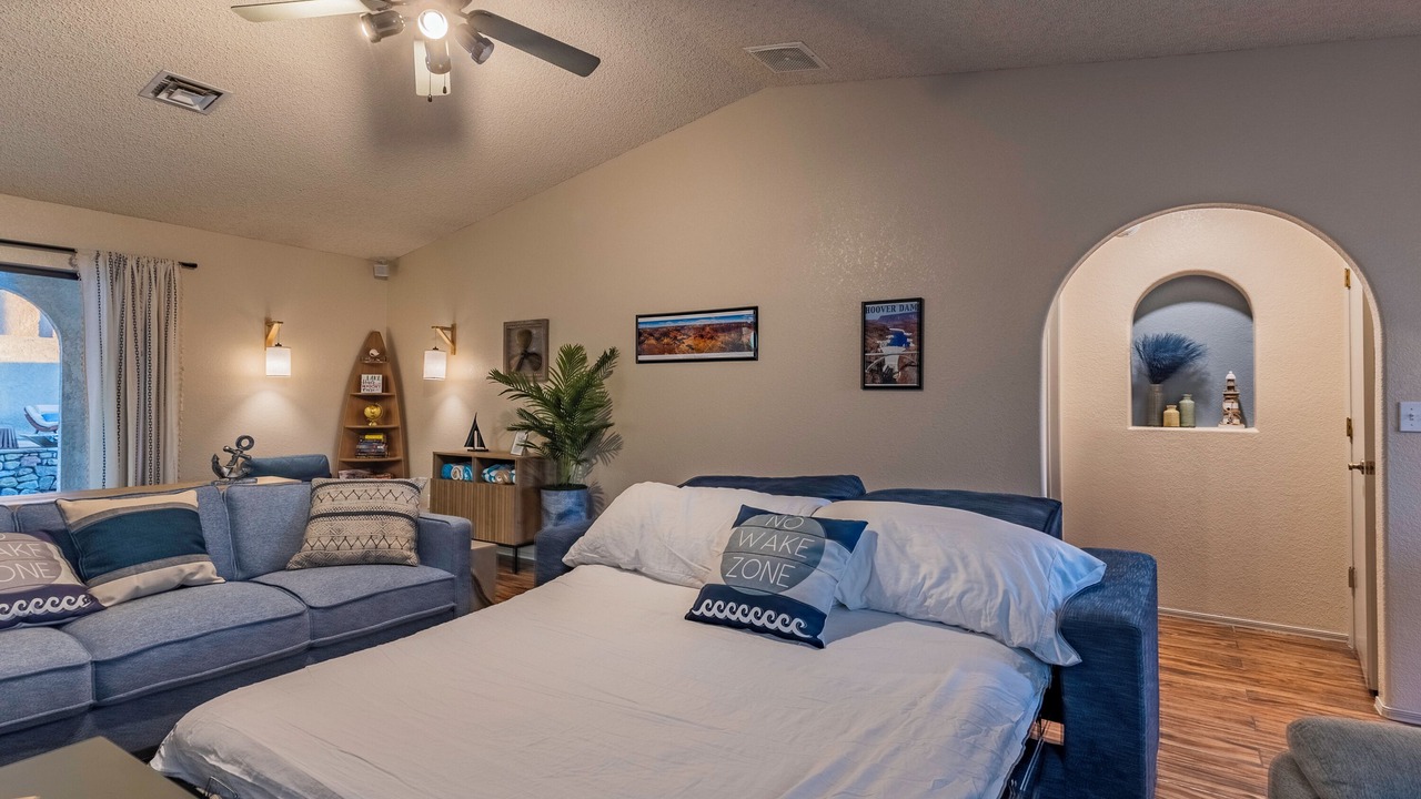 Photo of Bedroom in Lake Havasu City