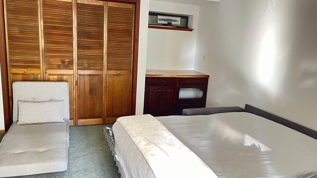 Photo of Bedroom in Dollar Point