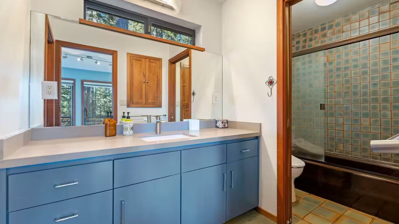 Photo of Bathroom in Dollar Point