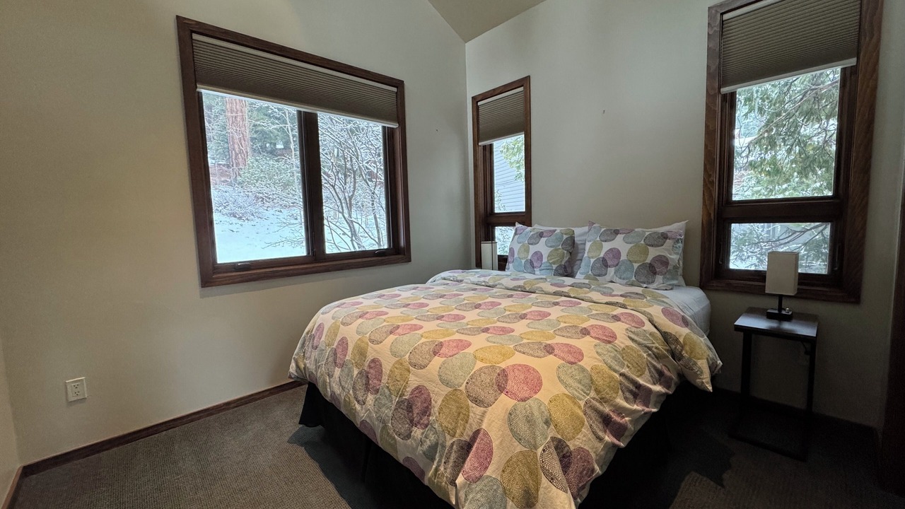 Photo of Bedroom in Dollar Point