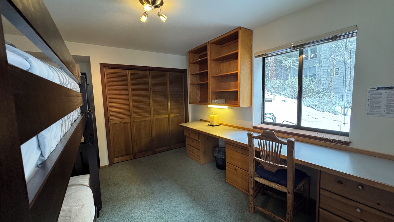 Photo of Bedroom in Dollar Point