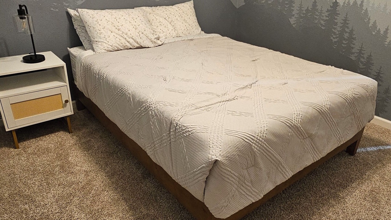 Photo of Bedroom in Bass Lake