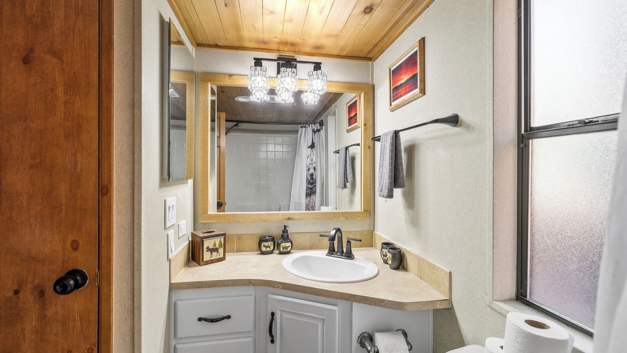Photo of Bathroom in Tahoe Valley