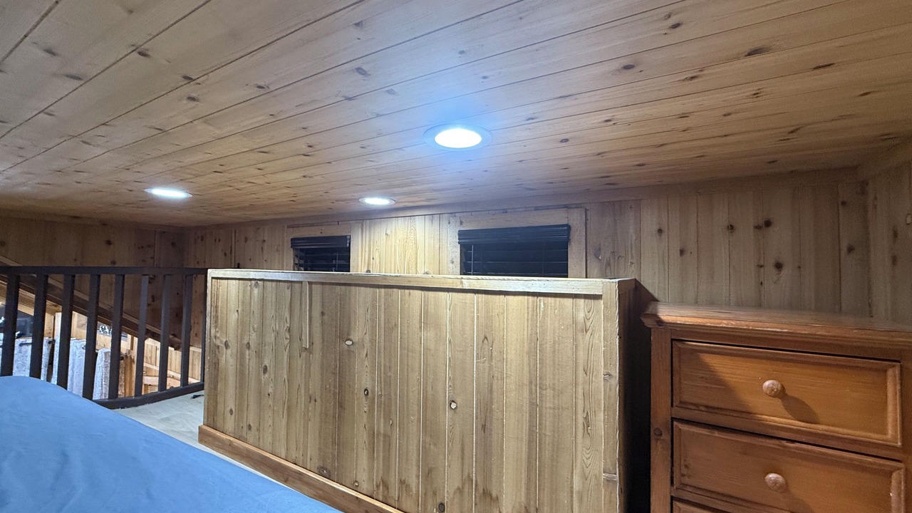Photo of Bedroom in Tahoe Valley