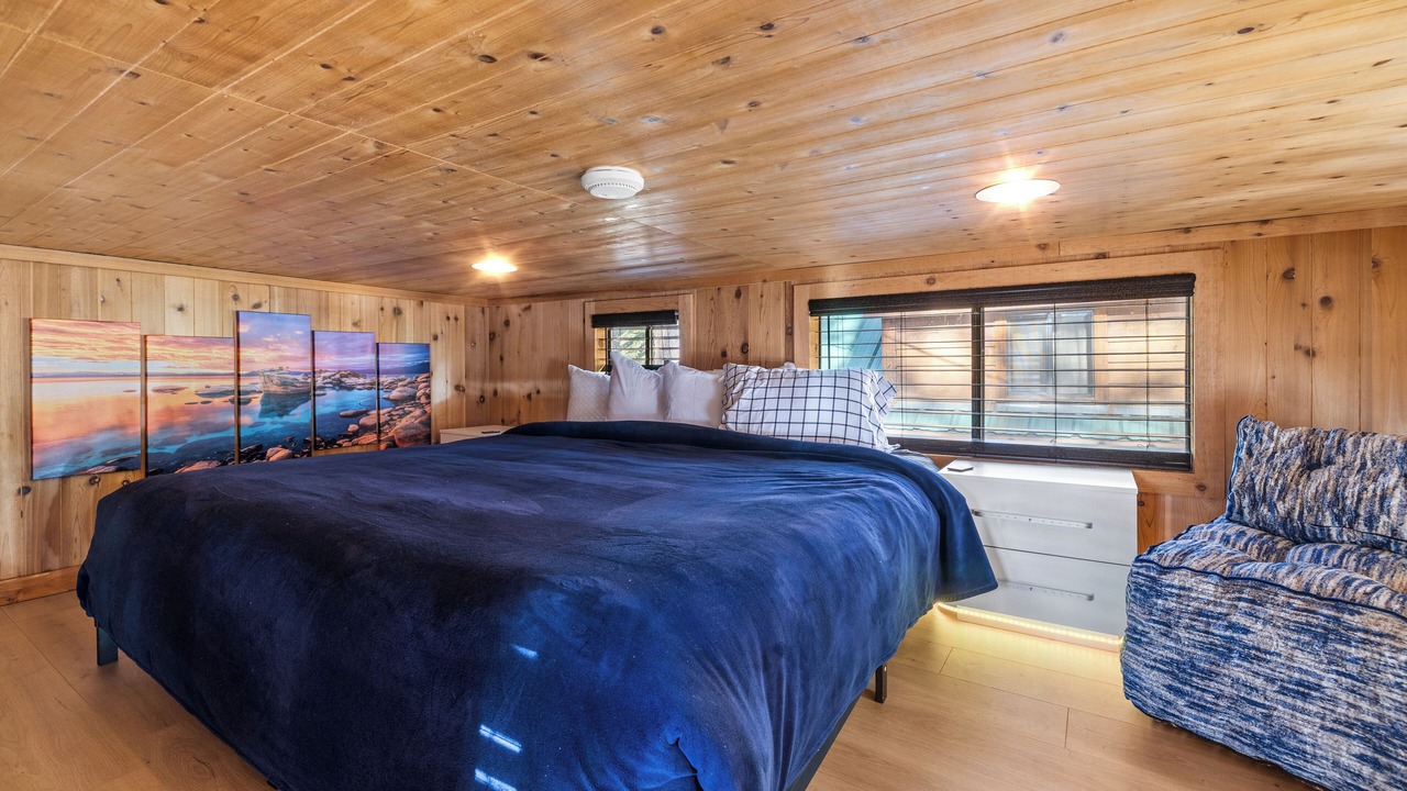 Photo of Bedroom in Tahoe Valley