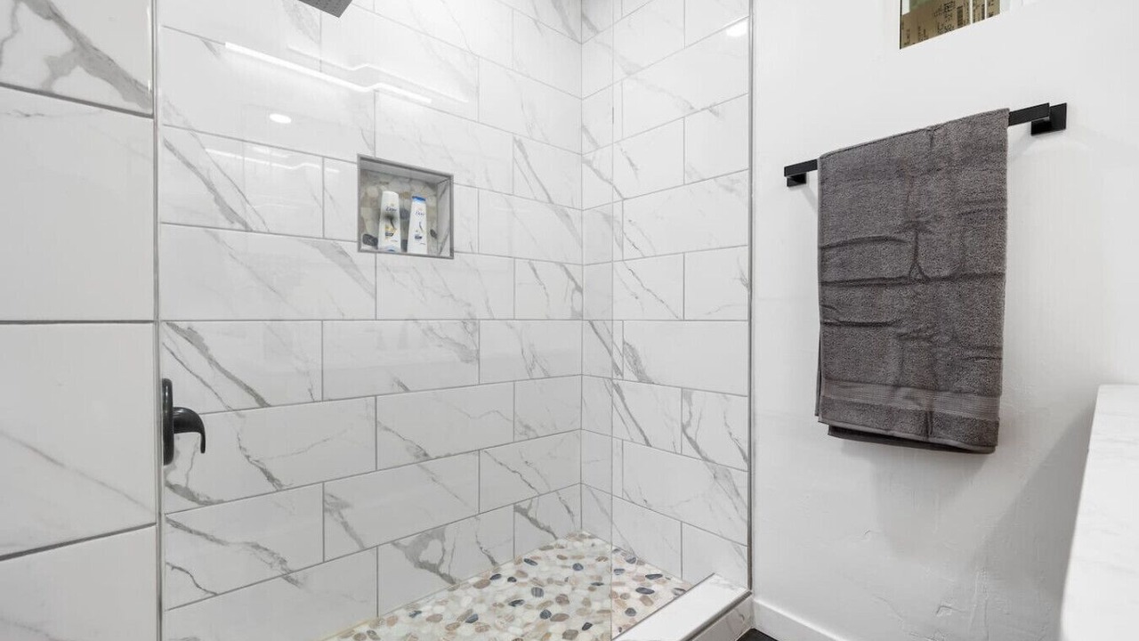 Photo of Bathroom in Bakersfield