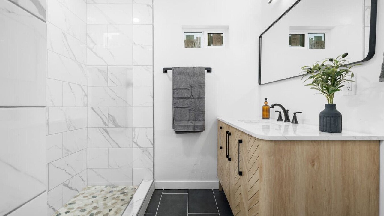 Photo of Bathroom in Bakersfield