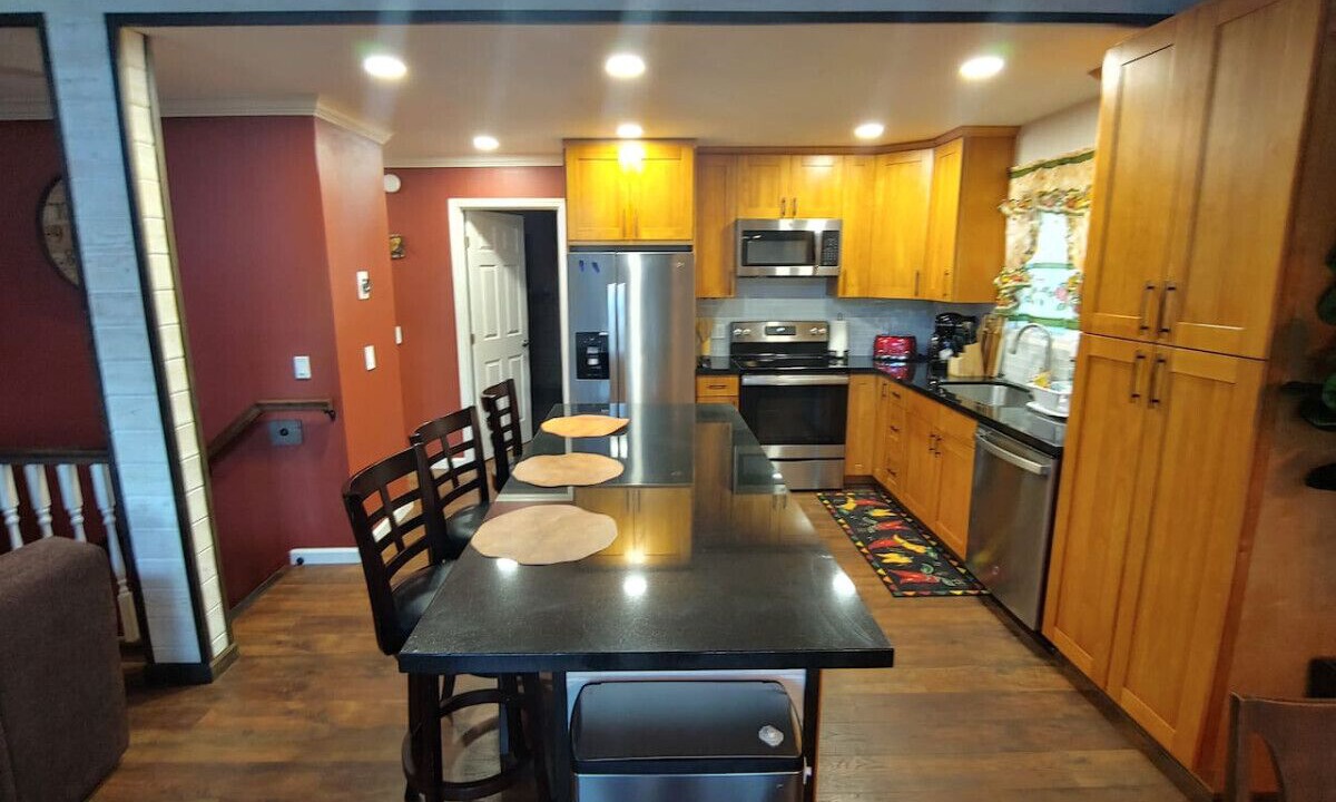 Photo of Kitchen in Groveland