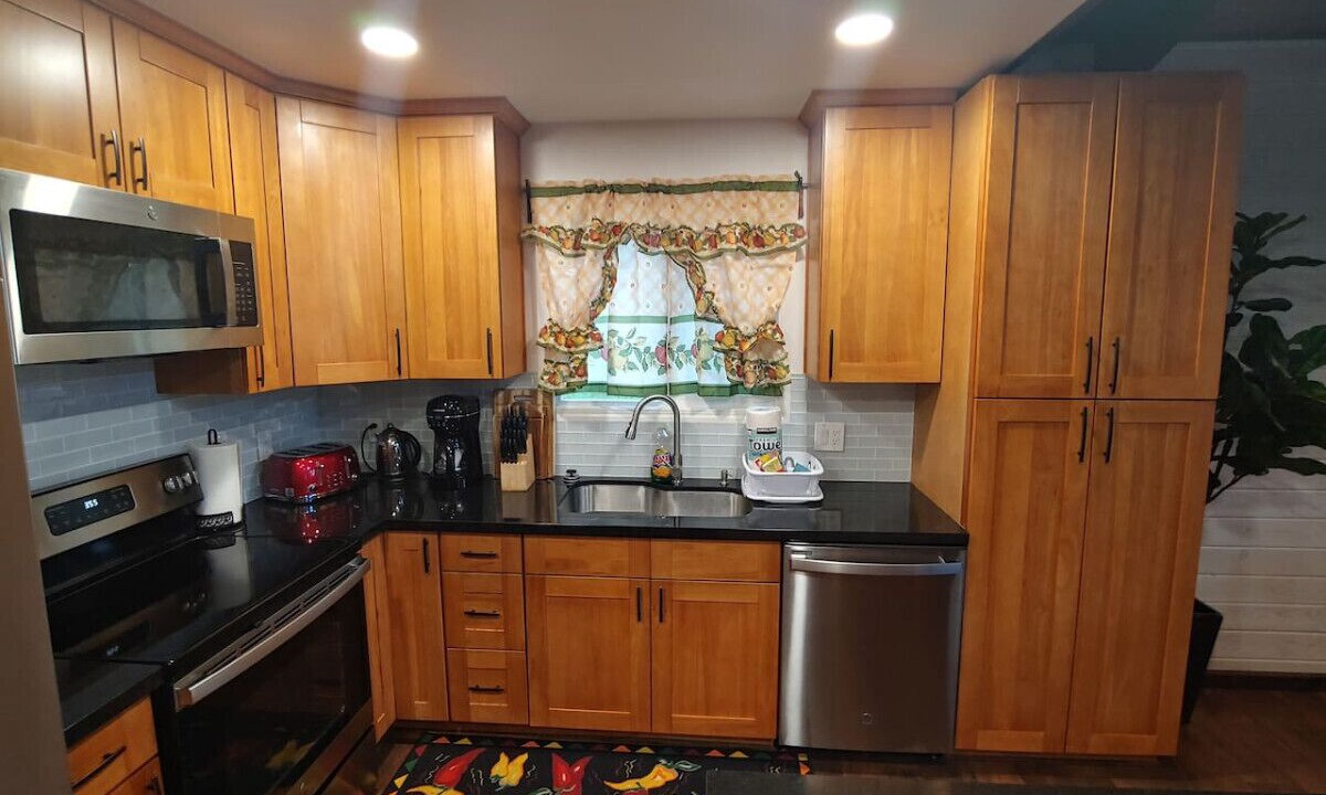 Photo of Kitchen in Groveland
