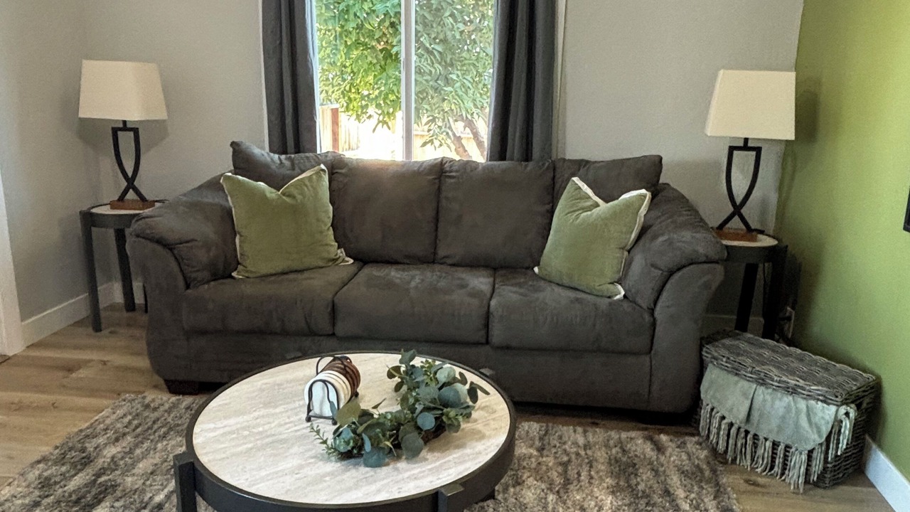 Photo of Livingroom in Porterville