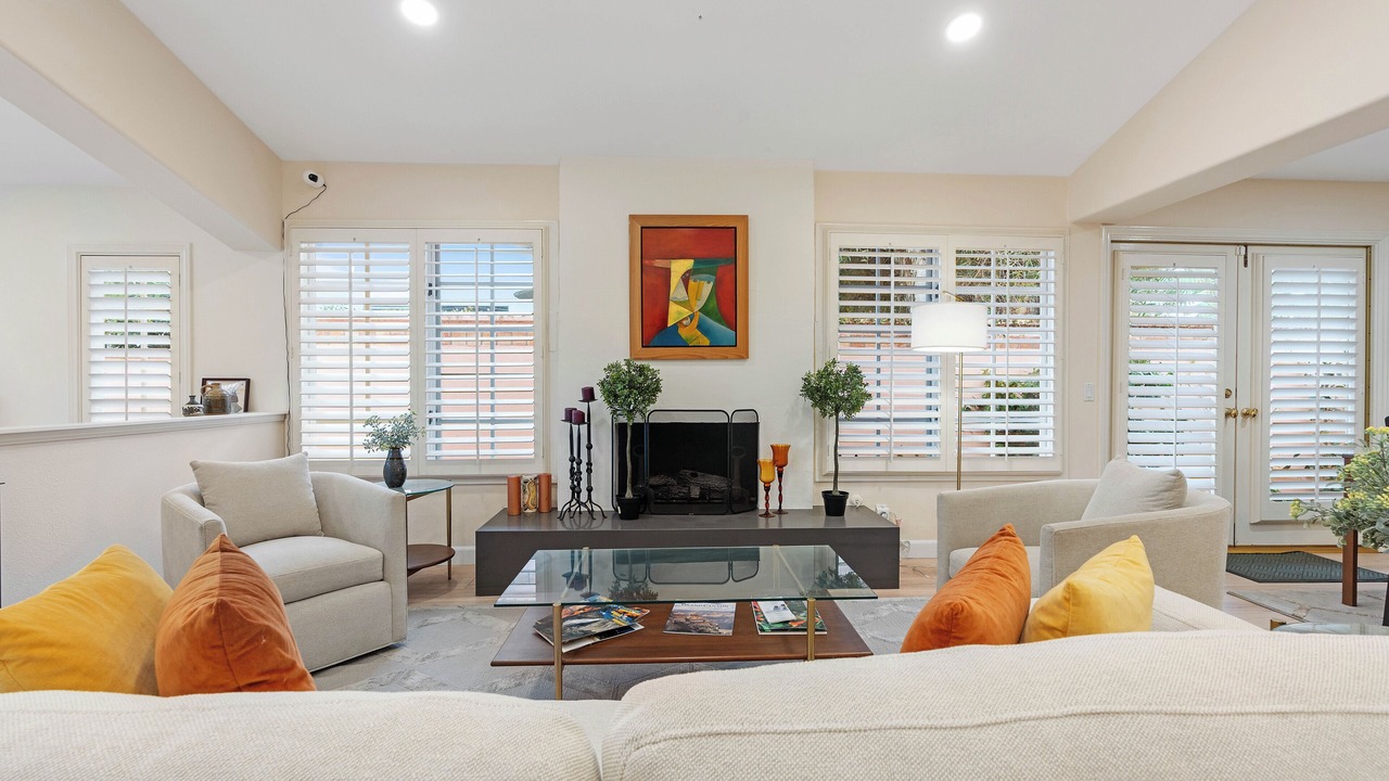 Photo of Livingroom in Huntington Beach