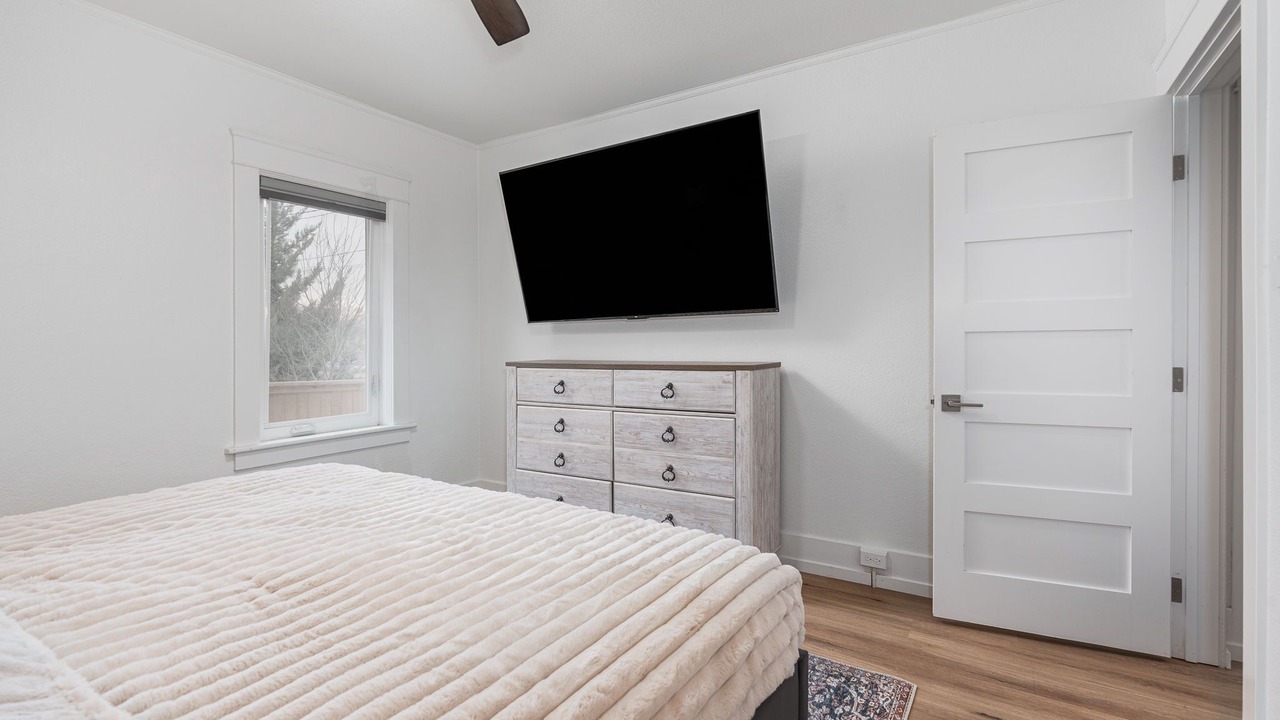 Photo of Bedroom in Midtown