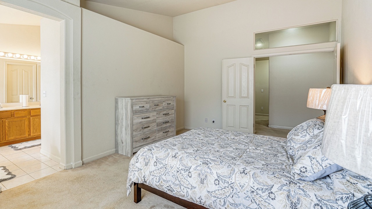 Photo of Bedroom in Vallejo
