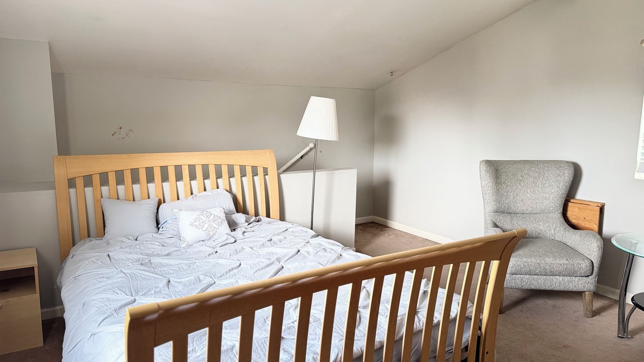 Photo of Bedroom in Fremont