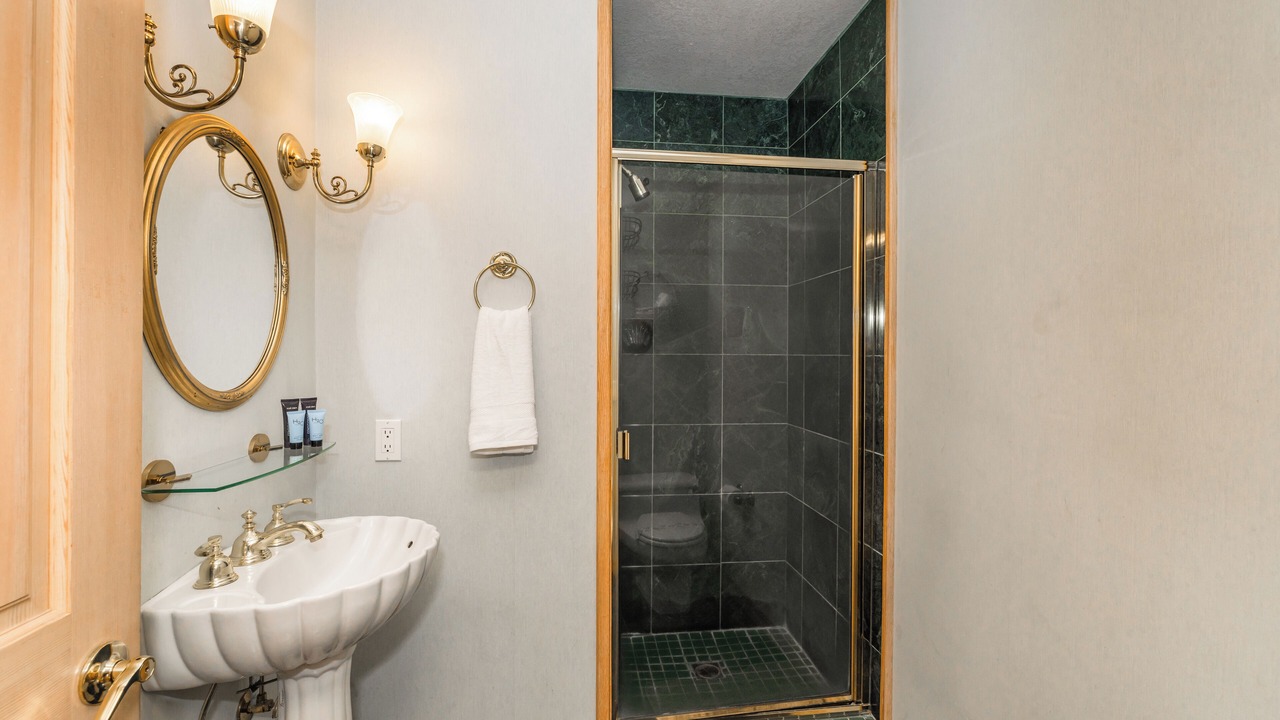 Photo of Bathroom in Truckee