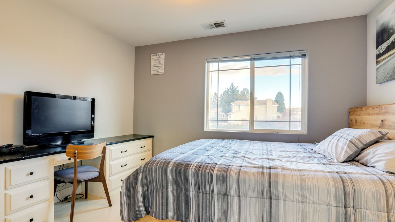 Photo of Bedroom in Sparks