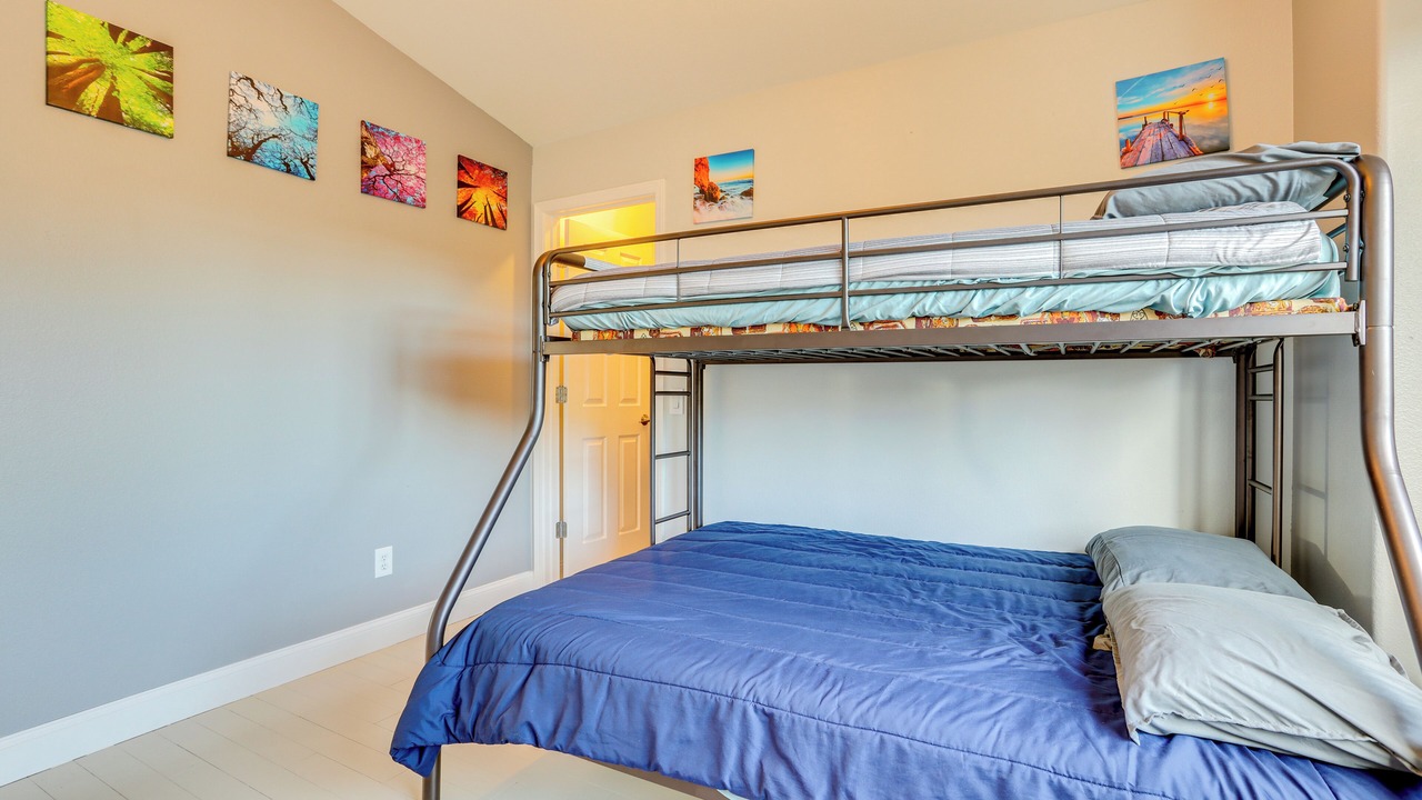 Photo of Bedroom in Sparks
