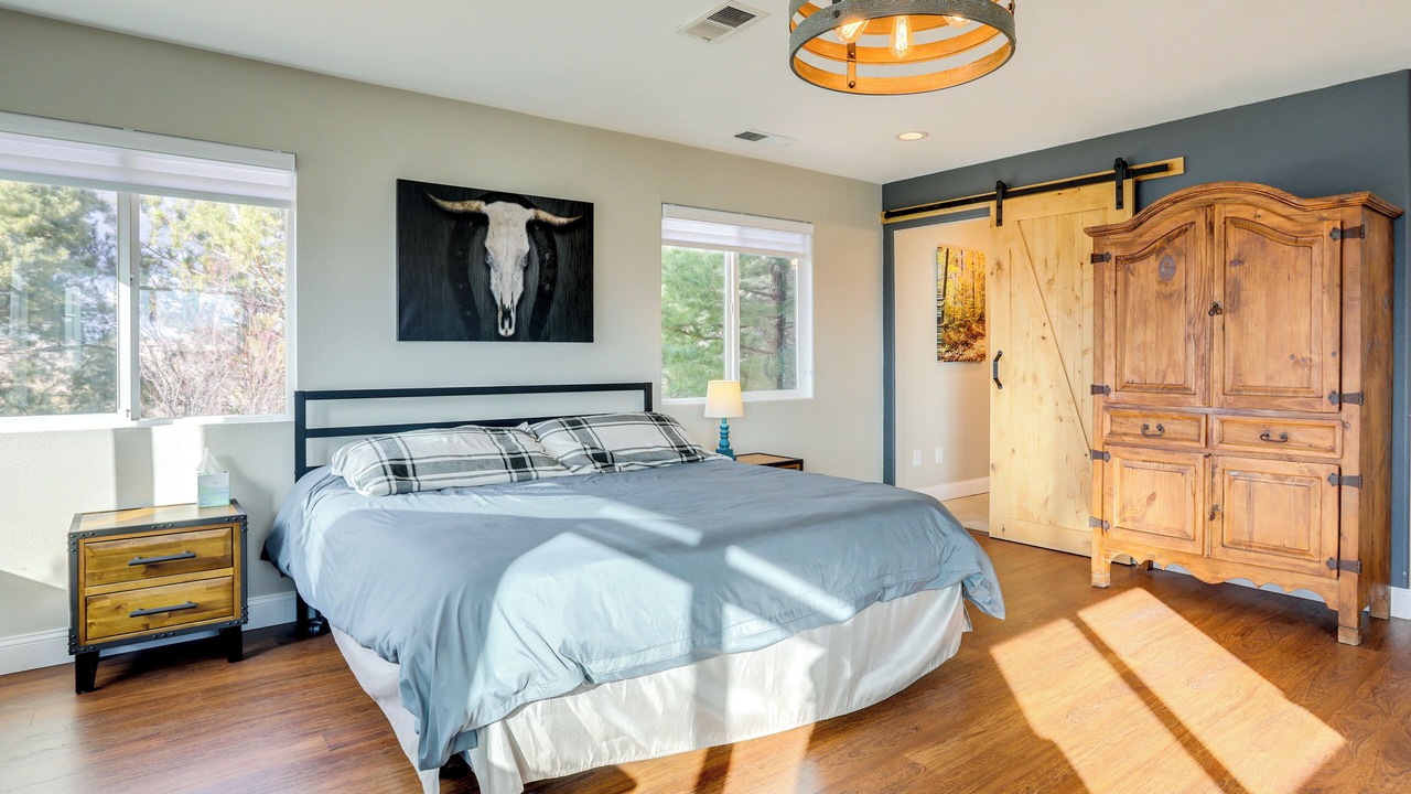 Photo of Bedroom in Sparks