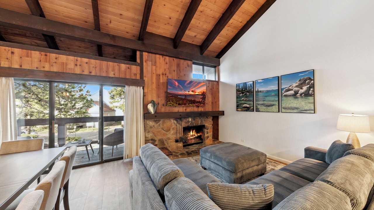 Photo of Livingroom in South Lake Tahoe