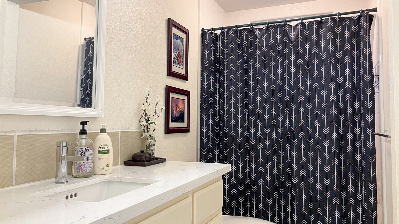 Photo of Bathroom in Sugar Pine